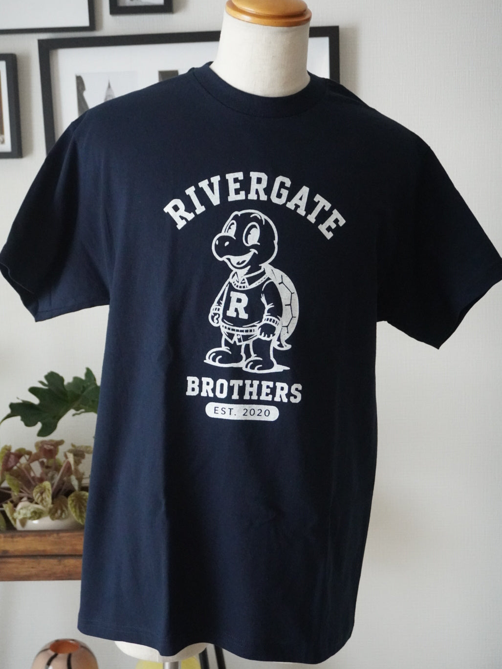 RIVERGATE BROTHERS  TEE (NAVY)