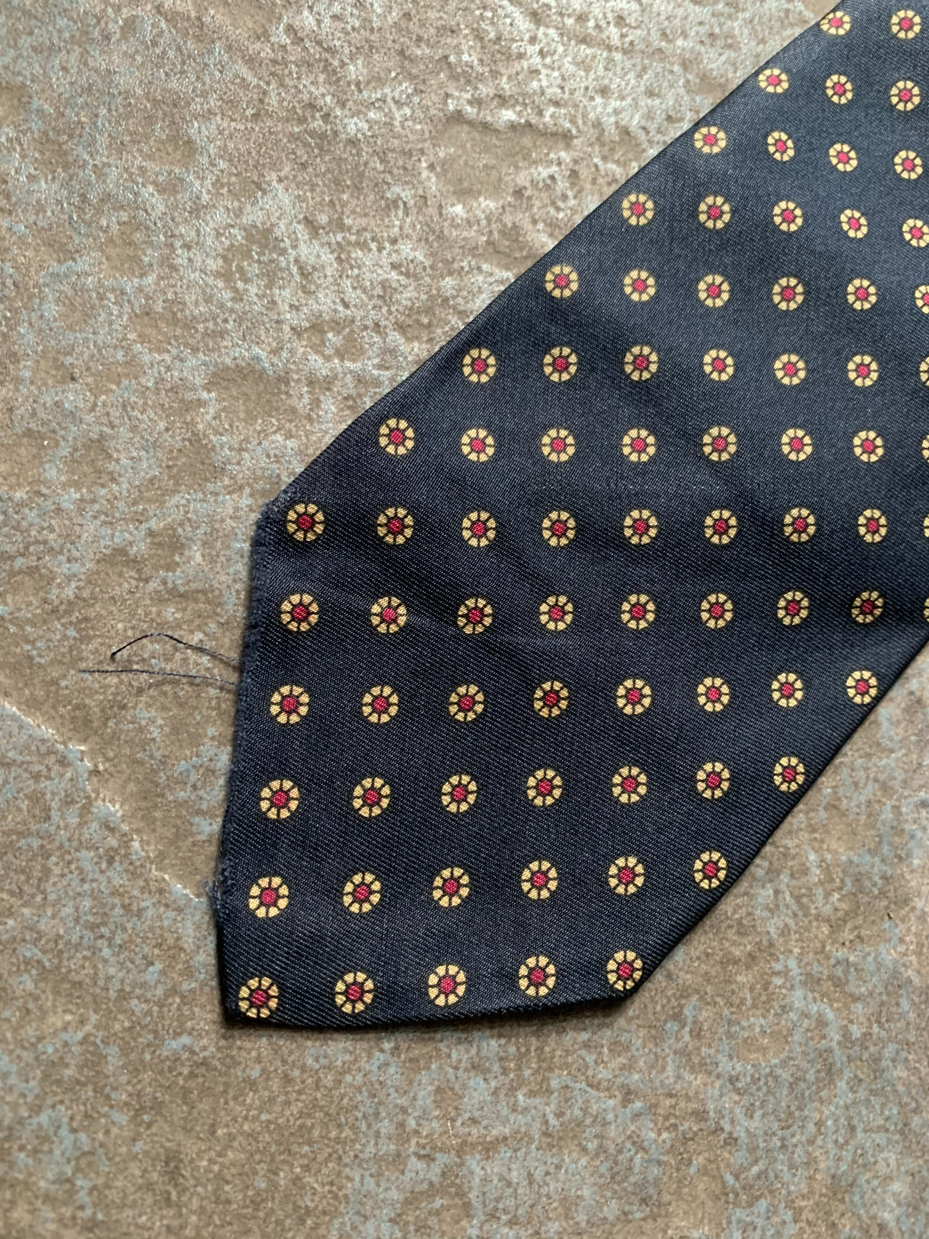 60s tie