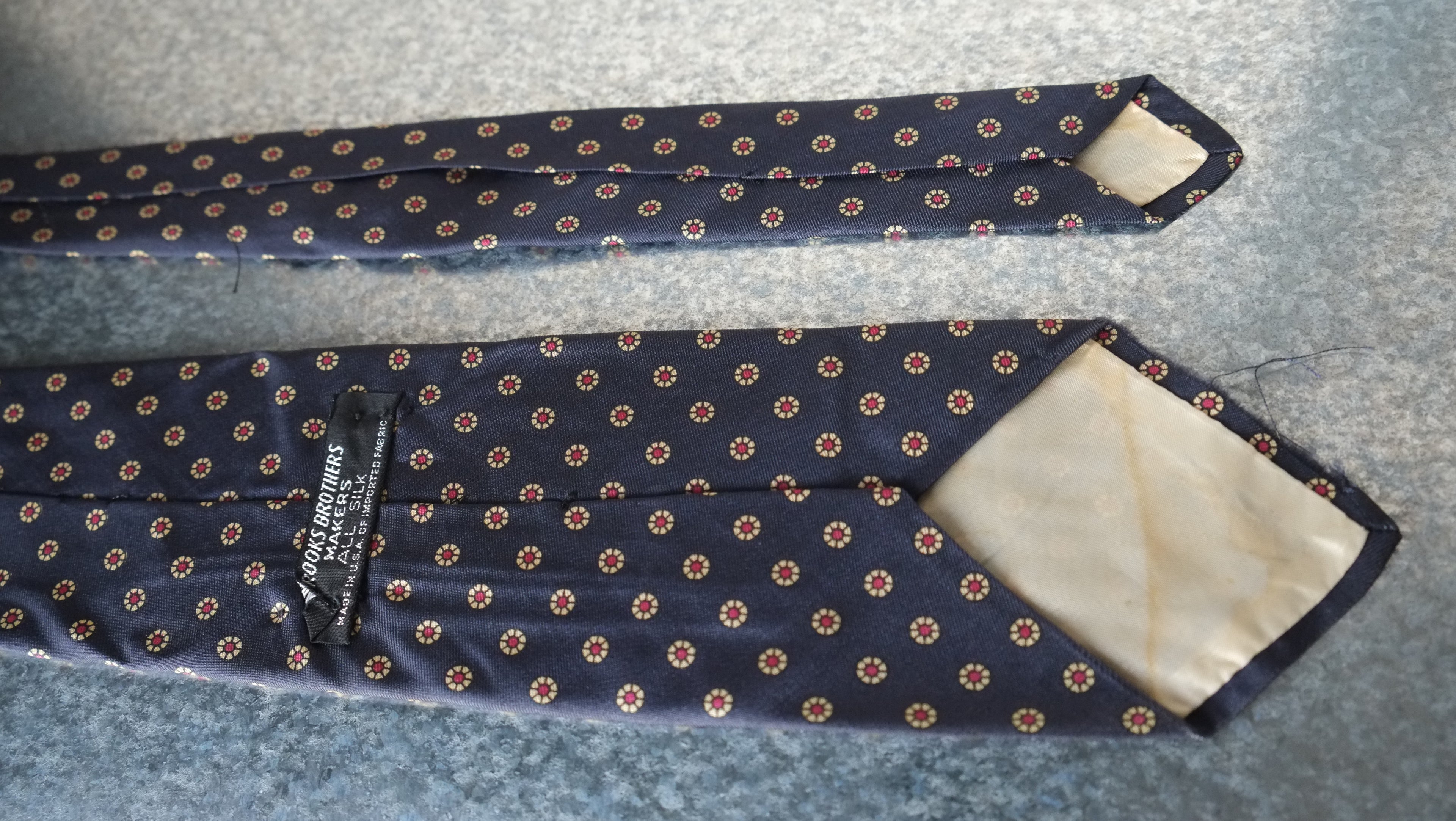 60s tie