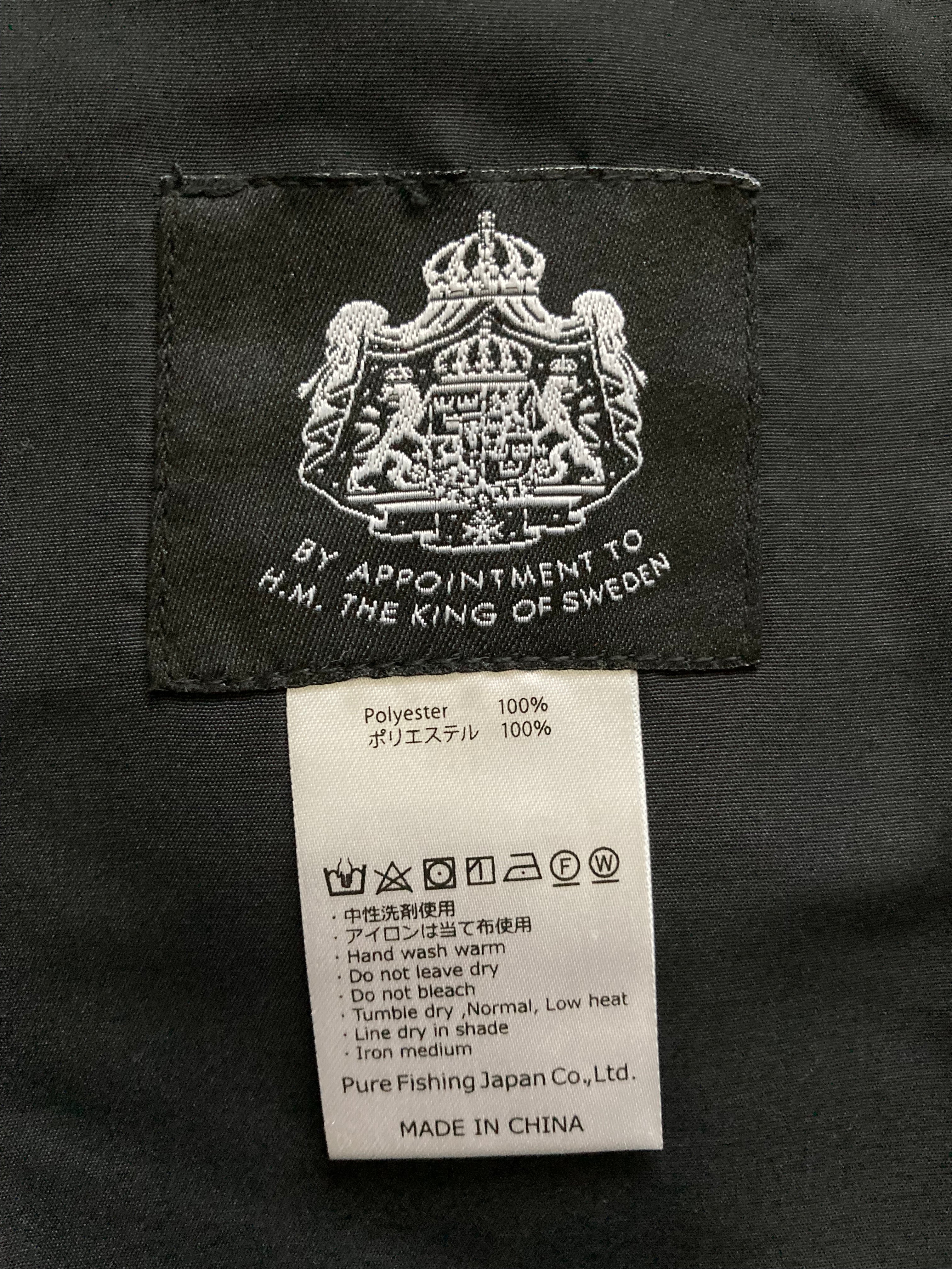 Water repellent fishing parka