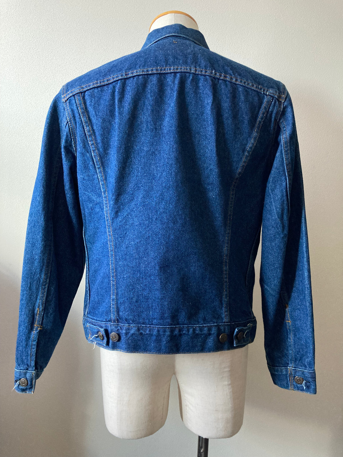 80s 70506-0216