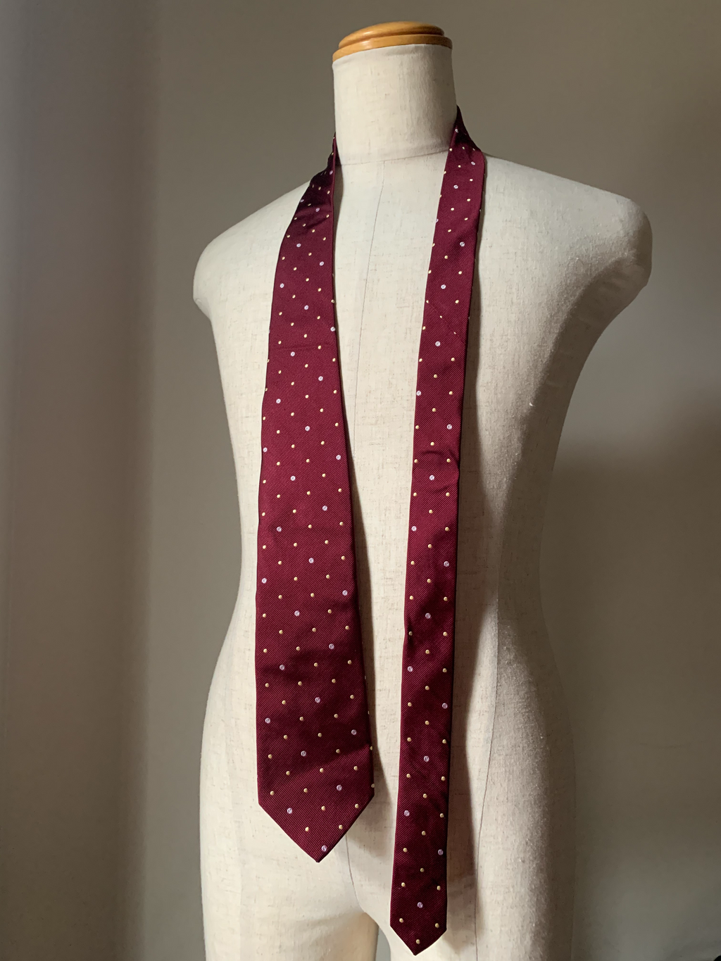 2016season tie